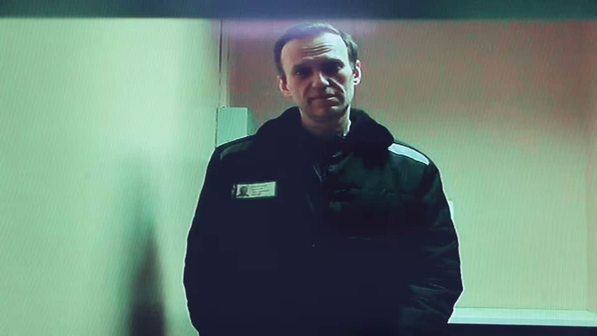 Imprisoned Russian opposition leader Navalny located in penal colony 3 weeks after contact lost 