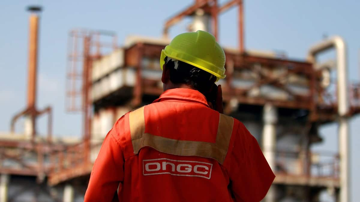 ONGC charges premium over Brent in oil deals with BPCL, HPCL