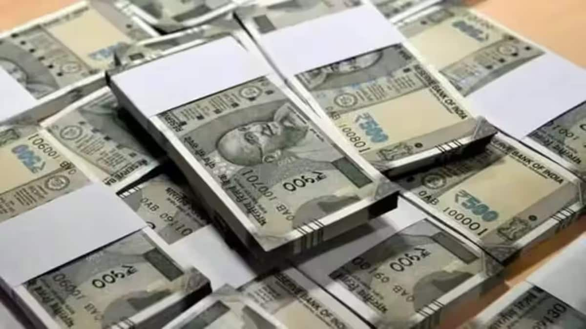 FPIs turn buyers; invest Rs 1,433 cr in equities in November so far